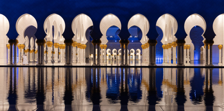 Scheich-Zayid-Moschee – Foto: Nicole Heiglauer