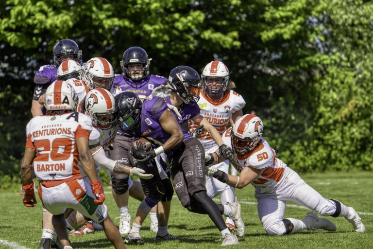 American Football, Kampf-um-den Ball