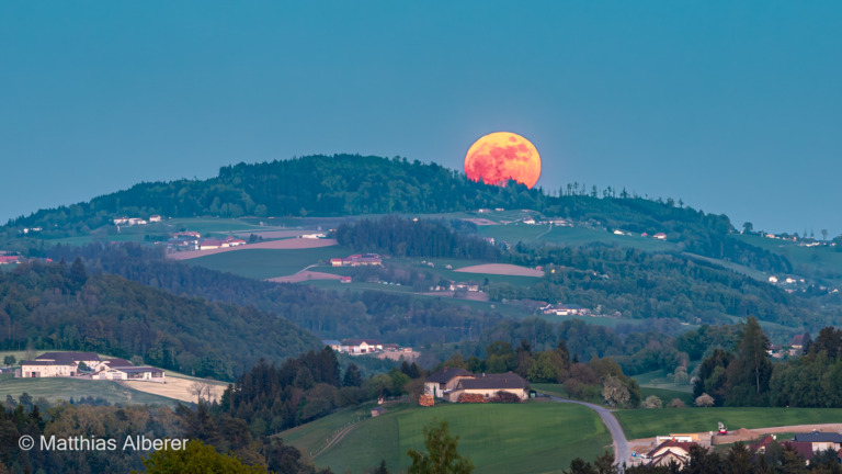 Vollmond über dem Mühlviertel 1